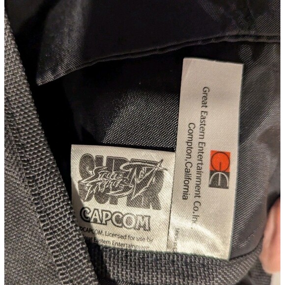 Retro Y2K Street Fighter IV: Chun Li Messenger Bag Capcom Black & White NWT - Picture 10 of 10